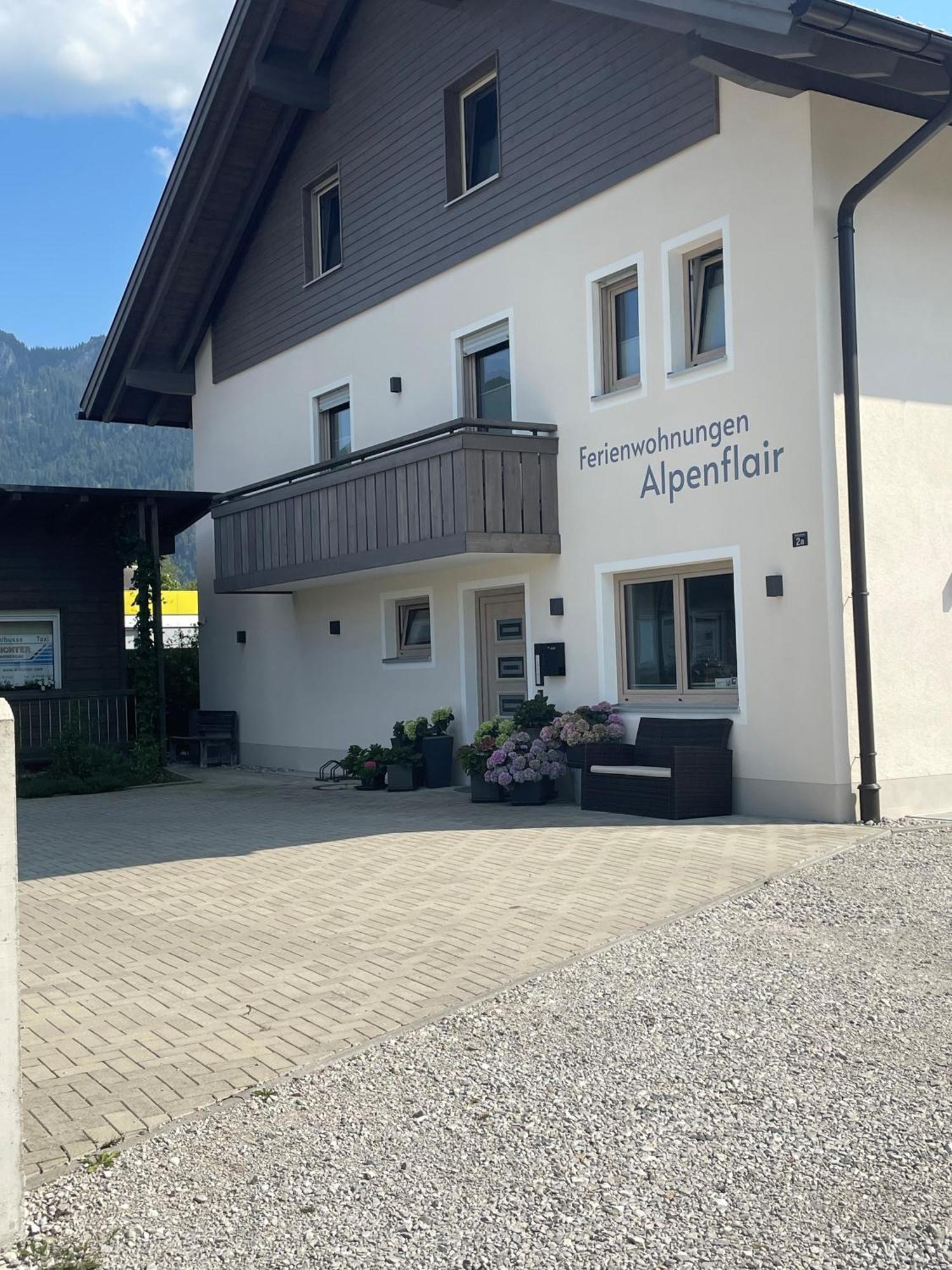 Ferienwohnungen Alpenflair - Barrierefrei Urlauben Оберамергау Екстериор снимка